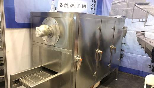 加快烘干万博manbetx苹果app建设与使用 破粮食生产发展“瓶颈”